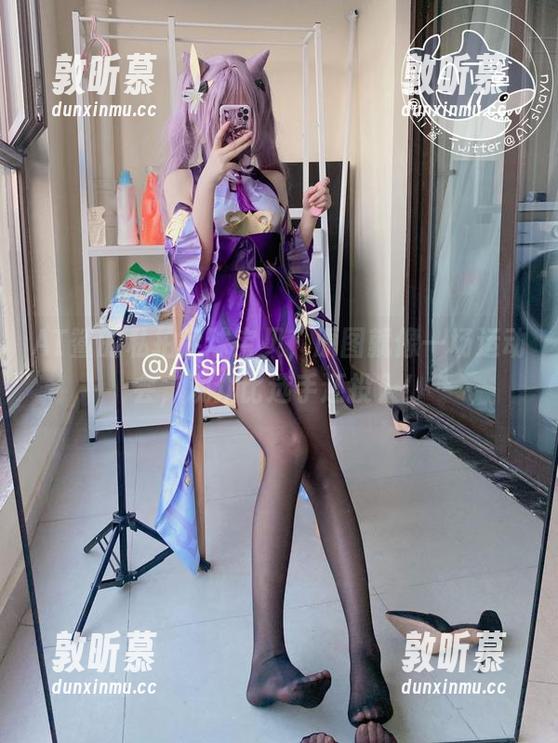 AT鲨的私拍足球宝贝，原图就像一场运动会，观众比选手还投入！