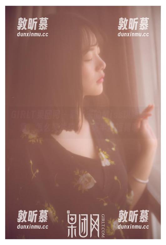 GIRLT果团网 - 最新来的Miss琪短裙合集，怎么突然想上街买半打短裙呢？