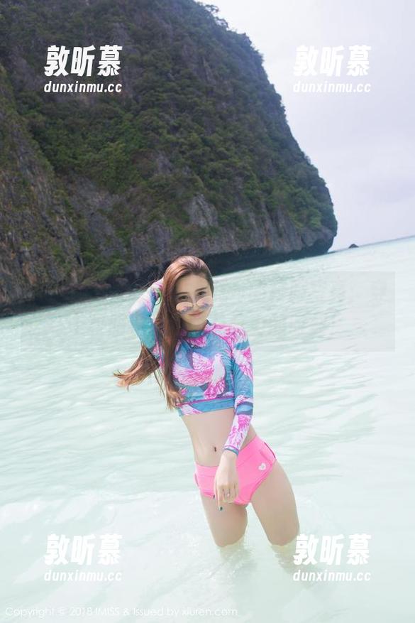 IMiss爱蜜社 - 九尾Ivy的校服写真：穿上校服也是考验免疫力的时刻！