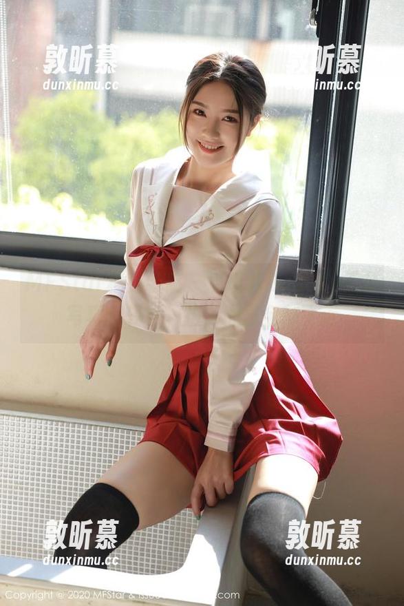 MFStar模范学院 - 唐琪儿Beauty天台写真：轻松一拍，心思全都飞走