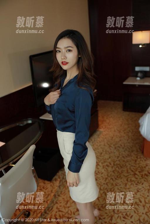 MFStar模范学院 - 网盘里的白子嫣nicky，白色写真，让我想起无尽的海洋…对，海浪的颜色是白色吗？
