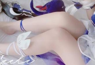 Seele麦麦的私房写真：戴上眼镜，妆容都变得更有戏