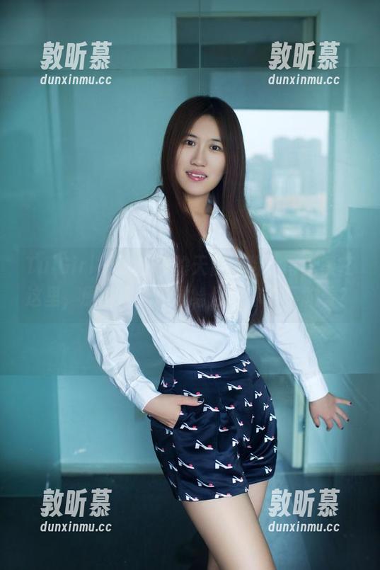 TuiGirl - 赵惟依的天台探险，写真集在这里，原图库我也放给你！你敢不敢看？