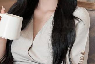 Xiuren秀人网 - 不小心又翻阅HeyuZhang的白丝图集,真不想走开啊。
