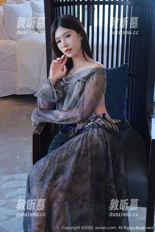Xiuren秀人网 - 作品集特辑：短裙之下的菲菲吃不胖，高清细节如何扑面而来，真有趣！