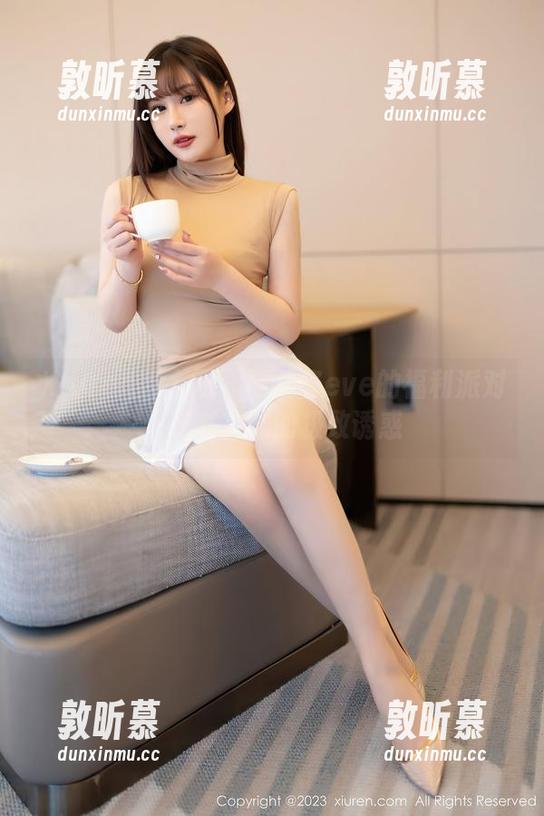 Xiuren秀人网 - 雨儿酱eve的福利派对：秘书范儿的极致诱惑