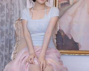 Xiuren秀人网 - 鱼尾fish日常合集：这种平凡也挺好，疲惫中自有一抹亮色。