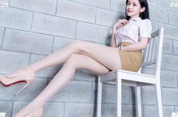 beautyleg - Yvonne：这天使可不用花钱，快来下载！