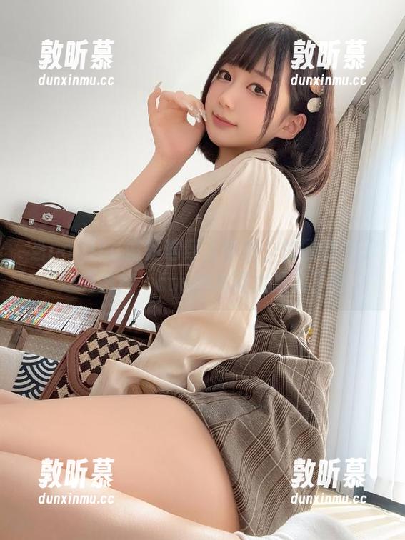 当nagisa魔物喵穿上学服，校园变成了她的舞台，cos的光环太迷人了吧