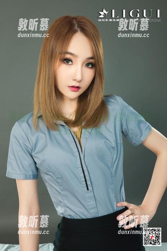丽柜 - 真不愧是女王，Amily的私拍图片系列，来瞧瞧！