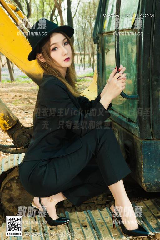 丽柜 - 内衣博主Vicky的又一集，没有圣光，只有柔软和欲望。