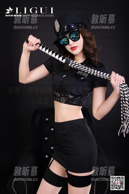 丽柜 - 黄芬的图包，完全免费疑似藏着个小秘密，让人不自觉关注