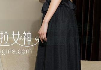 克拉女神 - 她在海边的照片合集，凌雪想把夏天的气息搬回来了吧？