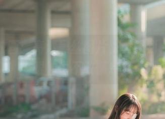 兔玩映画：高清黑丝图片，黄昏到，我的眼神也不敢懈怠！