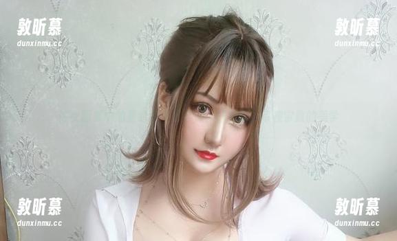 修女图集中的夏鸽鸽不想起床，让我重新审视宗教的美学