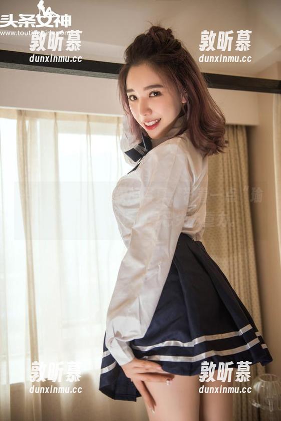 头条女神 - 张梓柔的写真，带着一点“瑜伽”，看得我这心早已失去重力。