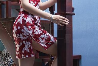 头条女神 - 高韩菲温柔图库，精选带你在云朵上溜达一圈。