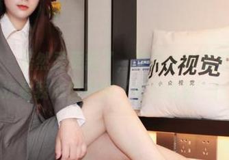 小众视觉 - 居然又更新了，艾迪的制服写真集，这次是我心目中的‘完美老板’！