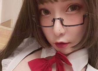 小泉学姐吖写真集：风纪委员的另一面，精选成就况味流转
