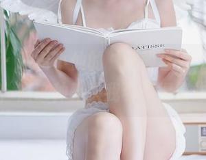 尤蜜荟 - 观看小仙的‘任朝暮’，叹了一口气，照这种势头我可能得靠边站了