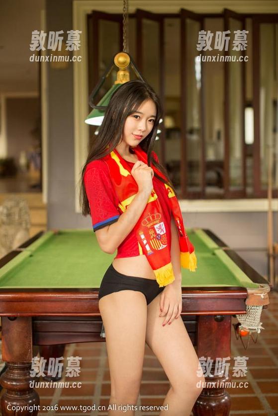 推女神 - 谭晓彤姐姐的最新力作，分享一下，认真让人流口水！