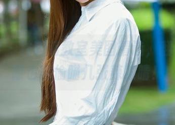 推女郎 - 林萌萌教室美图精选,翻书的间隙也能偷瞄几张辣眼睛!