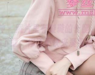 梦丝女神 - 照片里有璇璇的长腿，图库开放下载，你还不快来凑热闹？