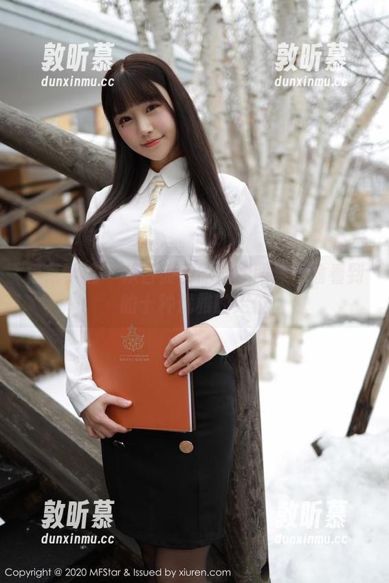 模范学院 - 从白茹雪的婚纱图集中偷看到的十种优雅的走位