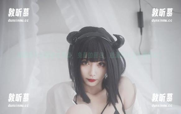 清颜颜子在教室大甩卖，免费的图包，捡漏的机会不要错过！