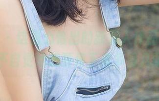 爱尤物 - 这温心怡出的新双人作品,总让我不自觉地想要停下来多看几眼!