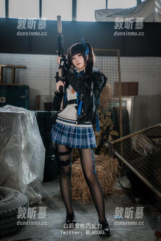 白莉爱吃巧克力的私房日记：深巷女仆的一天