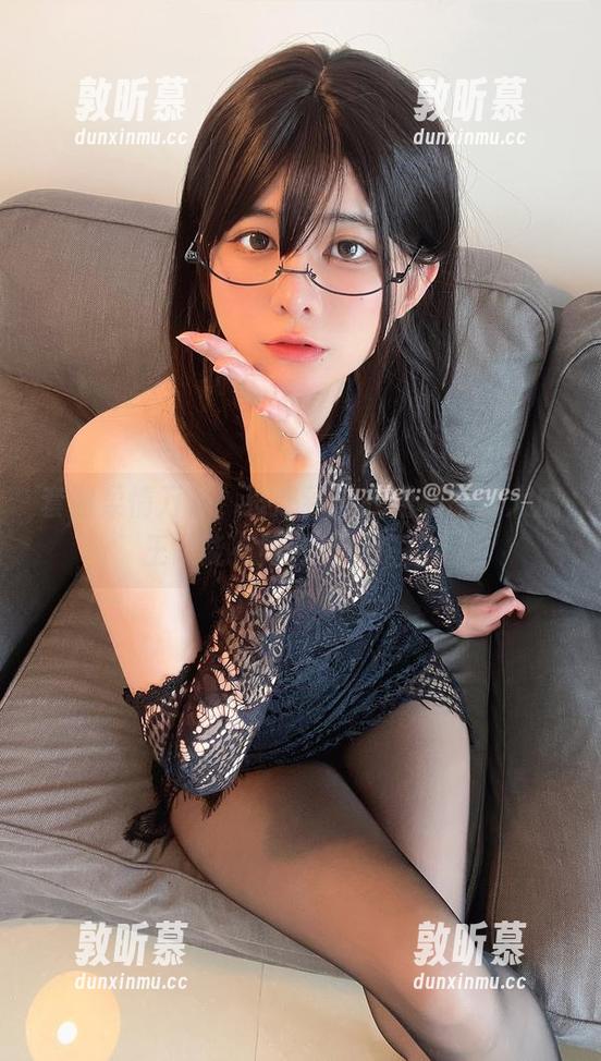 套图柔情万种，没想到连衣裙和眼酱大魔王w能有如此绝妙搭配？