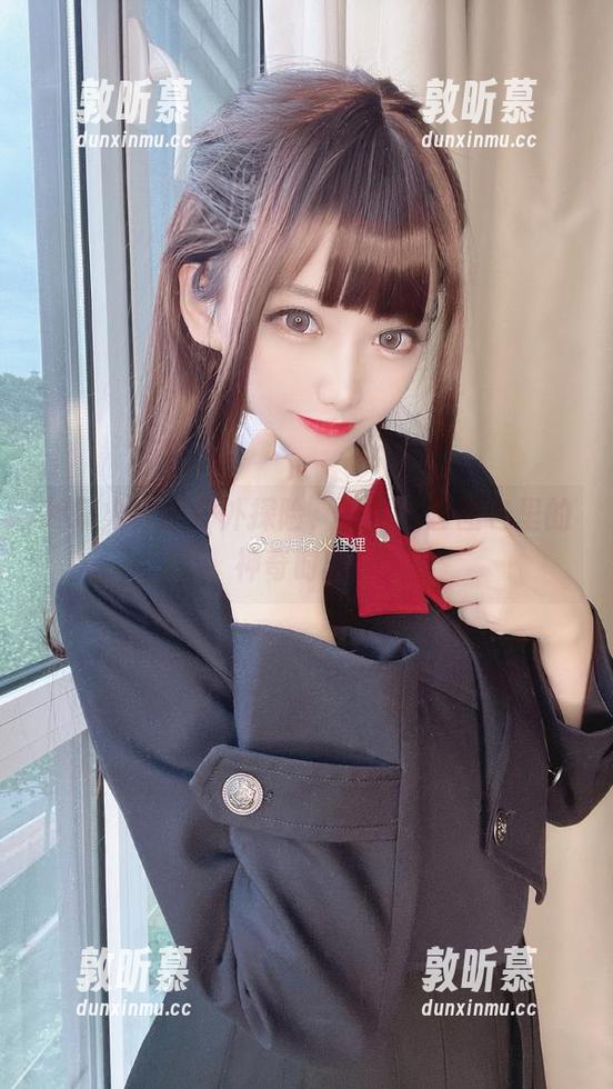 神探火狸狸户外探险，看！全套图包里的神奇时刻！