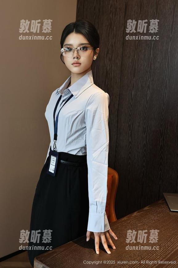 秀人网 - 这身红裙真香，Candy糖糖的福利写真让你想当模特！