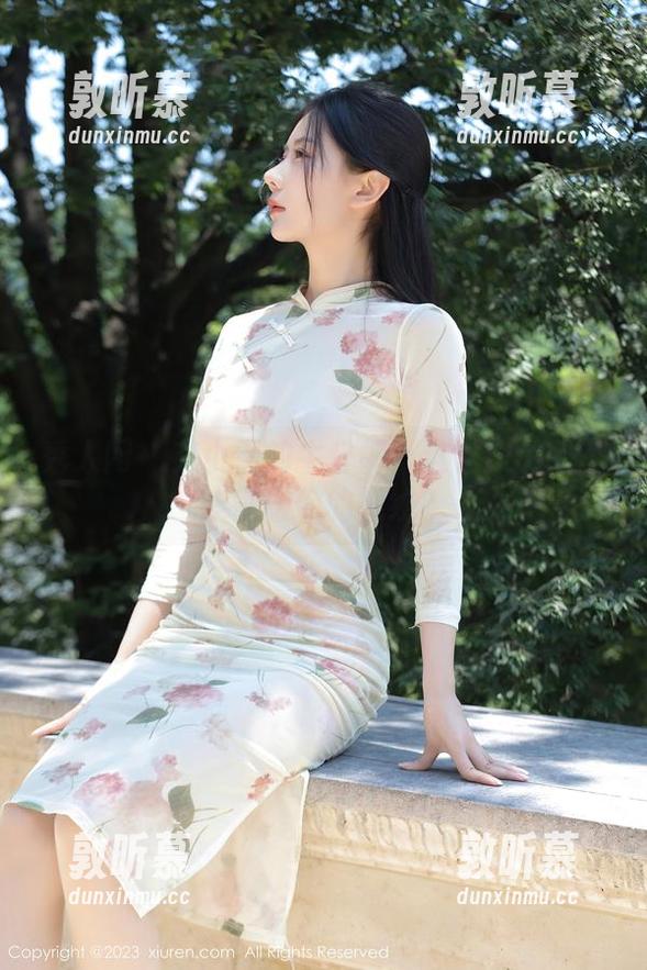 秀人网 - 艾小青的牛仔裤：这件作品能不能征服你的视线？