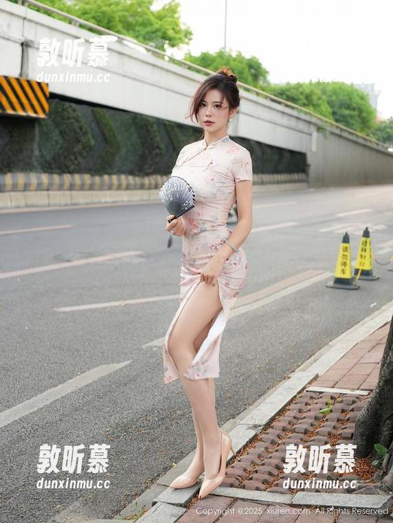 秀人网 - 赵惟依coco的裸足合集：壁纸上有种自由的气息，仿佛它们在邀约我？