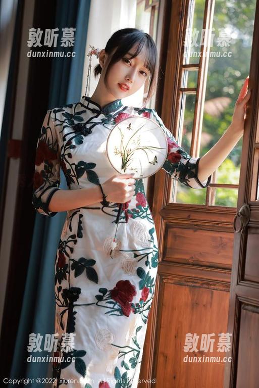 秀人网 - 看陆萱萱cecillia如何消费“清纯”，精选图库等你来翻牌