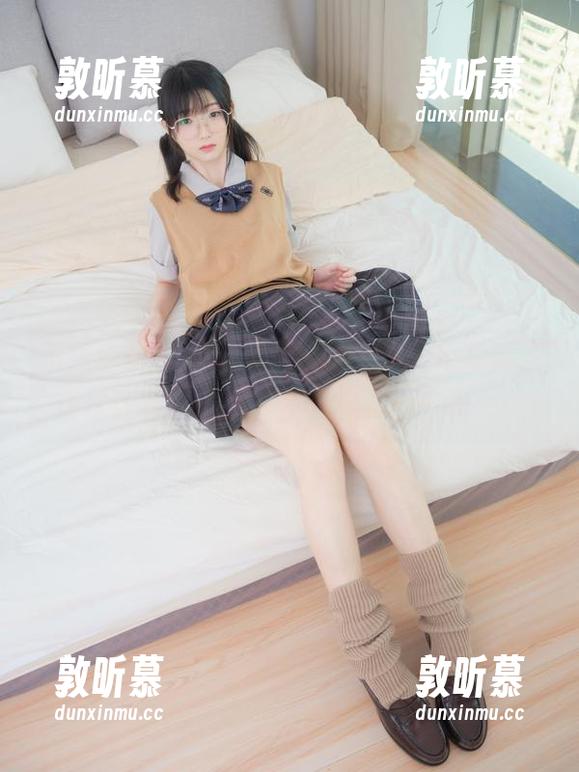 紧急企划 - 看见“见希w”的美足写真，居然让我对鞋子产生了深深的恐惧……