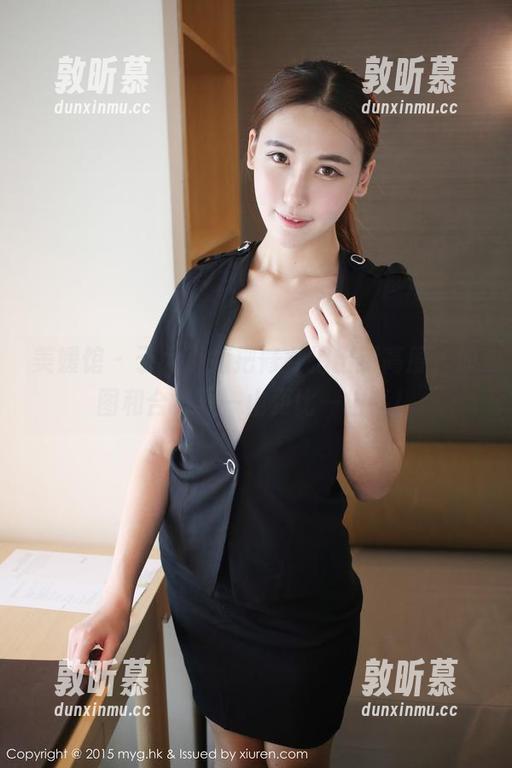 美媛馆 - 于大小姐把修女拍出新高度，原图和合集里一山更比一山高！