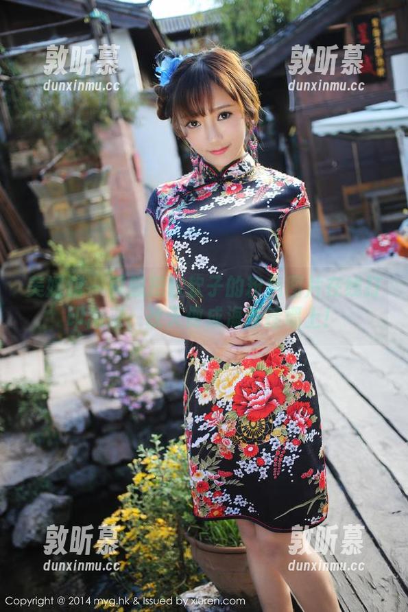 美媛馆 - 真想把软软子的粉色图片在线打印出来，改天做成海报挂墙上！
