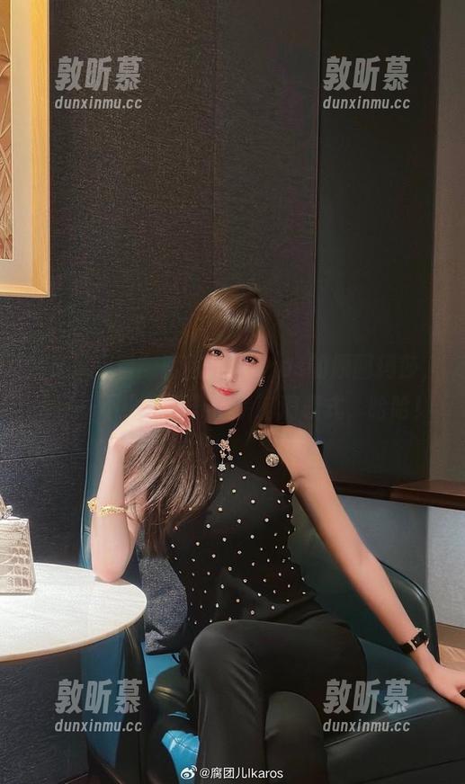 我在“观看”腐团儿Ikaros的原图玛莎，结果一不小心又开启了脑洞模式，哈哈！