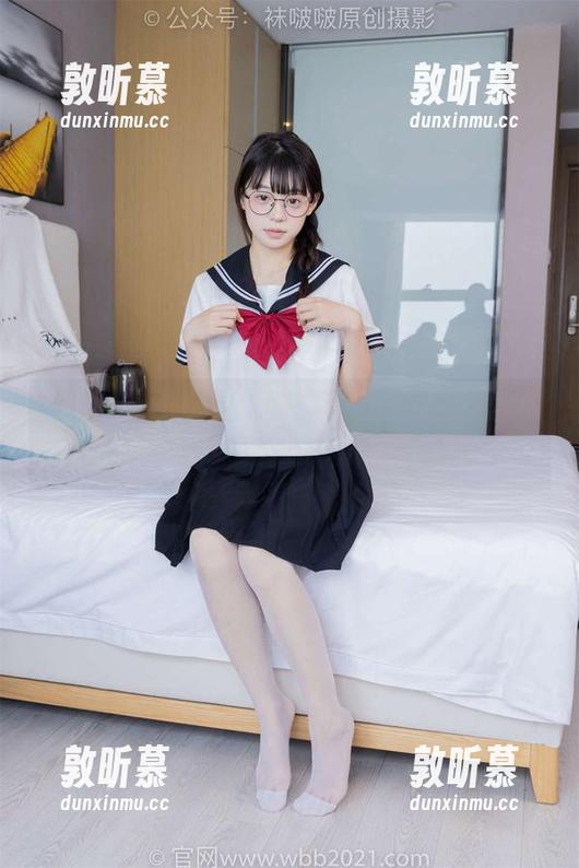 袜啵啵 - 点开甜甜圈的写真，这厚紫丝让我想到了什么呢？