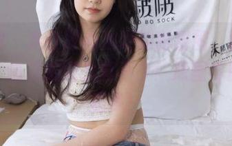袜啵啵 - 走在时尚边缘的甜甜圈，配上高跟鞋，这自拍困扰真不少！原图与图包有趣多！