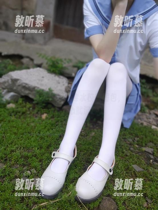小心，西尔酱的死库水校服图包，分享一不小心就沉迷了