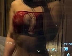 微密圈 - 詹詹清纯女仆特别版图包，估计要给我洗脑到明年！