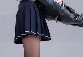 小心，轩萧学姐这次的双人旗袍更新可是够精彩，后果你们自己承受