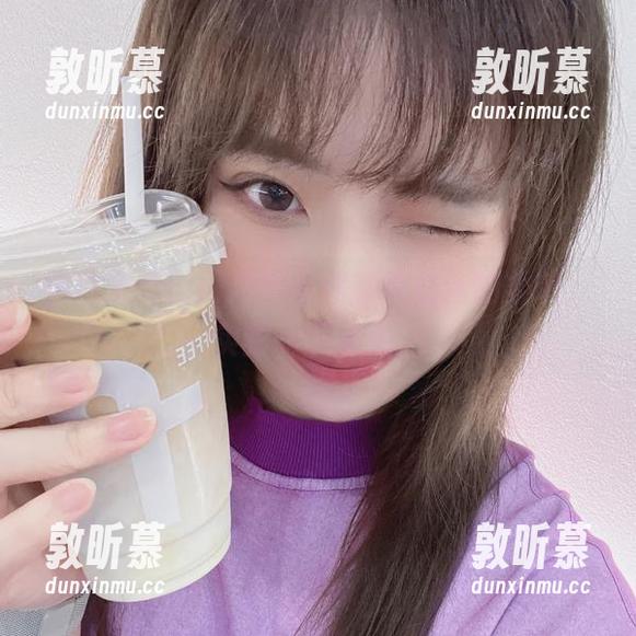 图片来袭！闪月半带你感受白丝的柔软，实验一下触感。