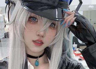 阿薰kaOri的圣诞节写真—你能不多看几眼吗?