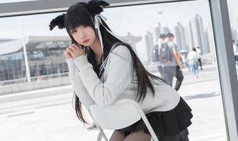 美图来啦!雪琪SAMA召唤奶牛与她的脑洞大开之旅!
