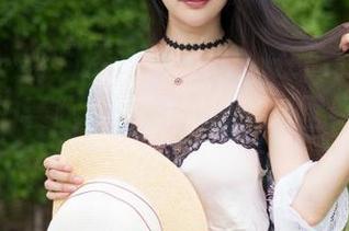 魅妍社 - 绯月樱-Cherry:在高跟鞋里与地心引力赛跑,美图都得喘息壁纸要换新!